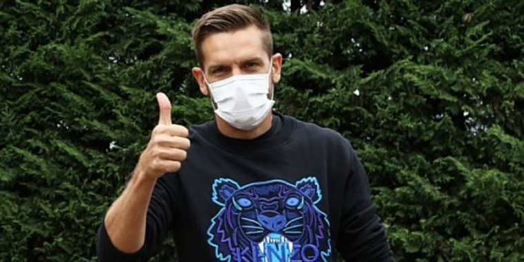 Jogadores do Atalanta são diagnosticados com a covid-19