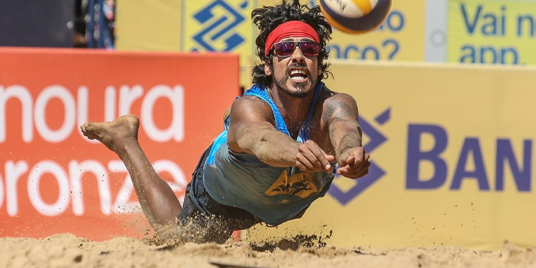 Sem público, vôlei de praia retoma atividades em setembro
