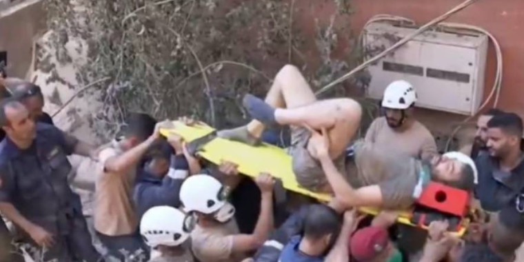 Homem é resgatado vivo após passar 16 horas sob escombros em Beirute