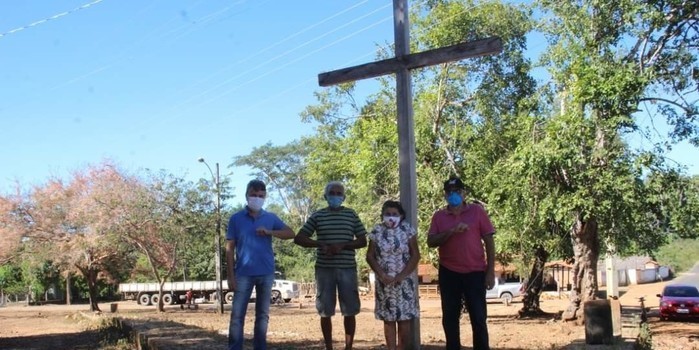 Prefeitura de Monsenhor Gil levando obras para comunidade Canafístula