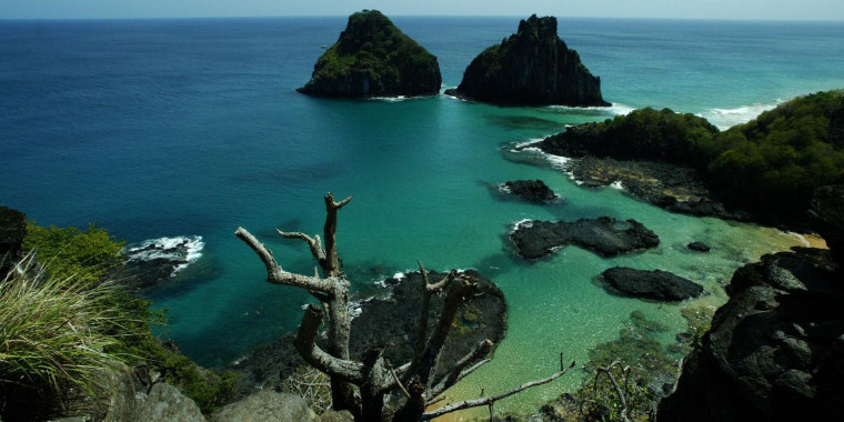 Fernando de Noronha receberá apenas turistas que já tiveram covid-19