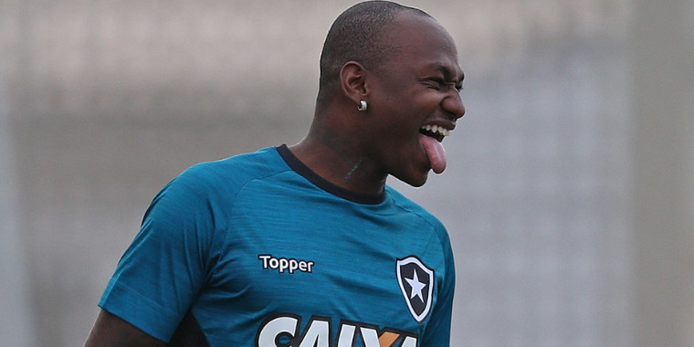 "Atacante é demitido por justa causa", diz o presidente do Coritiba