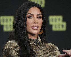 Kim Kardashian e outros famosos boicotam Instagram e Facebook