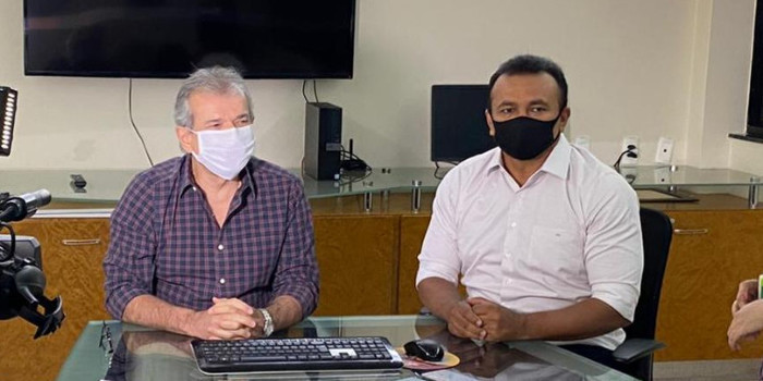 JVC sobre Firmino: "a declaração do prefeito nos pega com estranheza"