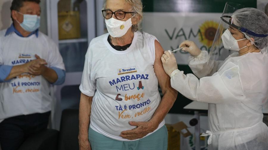 Teresina já vacinou 1.202 pessoas contra Covid-19