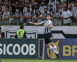 Santos sai na frente, mas toma virada do Atlético-MG pelo Brasileirão; gols
