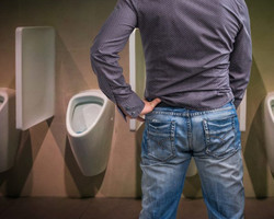 Conheça 5 cuidados de higiene com o pênis que todo homem precisa ter
