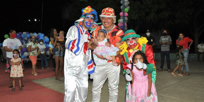 Prefeitura de Hugo Napoleão realiza festa em homenagem às crianças