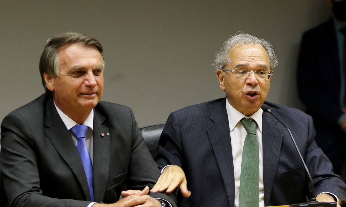 Jair Bolsonaro e Paulo Guedes durante coletiva de imprensa Foto: Wilson Dias-Agência Brasil 