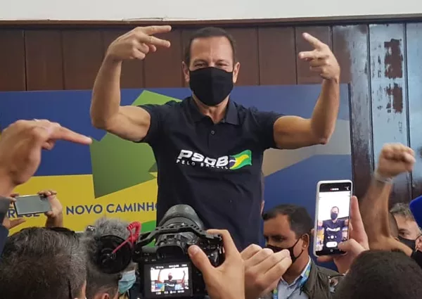 Doria comemora vitória nas prévias do PSDB quando obteve 53,99% dos votos. (Alexandro Martello/g1 )