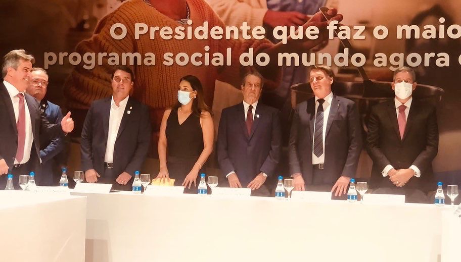 Jair Bolsonaro se filia ao PL após passar dois anos sem partido - Imagem 3