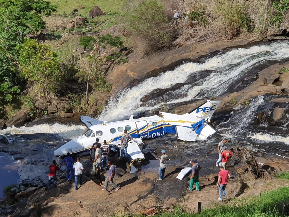 Marília Mendonça e mais 4 pessoas morreram na queda do avião (Foto: Divulgação)