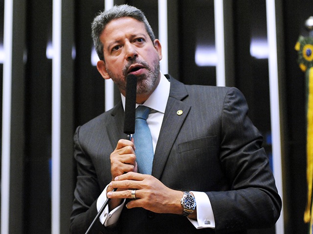 Presidente da Câmara defende que a PEC seja aprovada (Foto: Agência Câmara)
