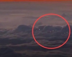 Piloto flagra frota de OVNIS acima das nuvens no Oceano Pacífico; vídeo!