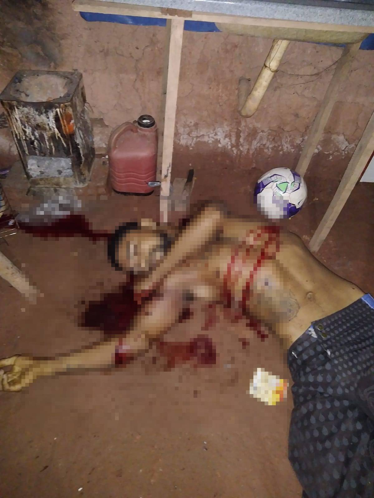 Jovem tem casa invadida e é executado com vários tiros em Demerval Lobão (Foto: Reprodução/ WhatsApp)