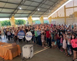 Prefeito Junior Ribeiro anuncia rateio de R$ 2,3 milhões para professores