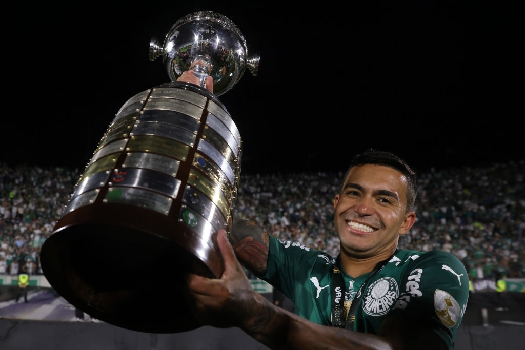 Empresário de Dudu revela proposta do Catar, mas ídolo descarta saída do Palmeiras
