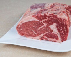 Saiba como a carne vermelha aumenta risco de doenças cardiovasculares