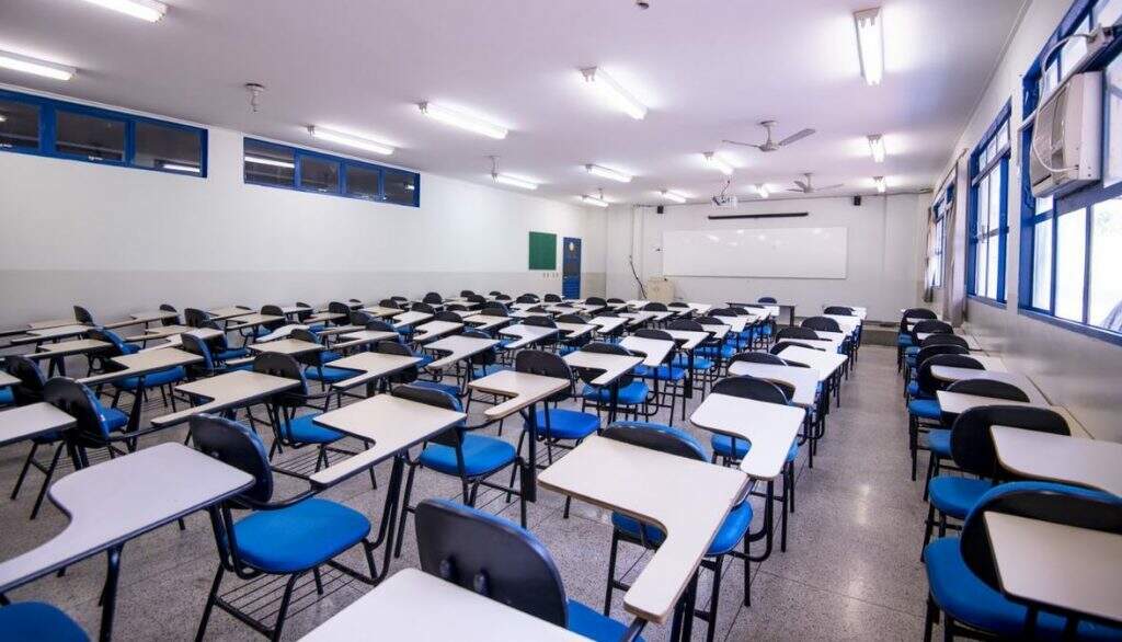 Bolsonaro libera estudantes de escola privadas sem bolsa no Prouni