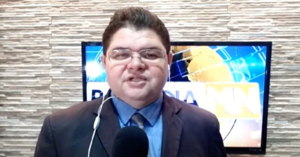 Resultado de imagem para jornalista carlos mesqquita