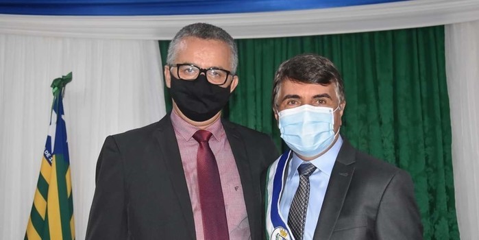Vereador Flávio Henrique e prefeito João Luiz anunciam 7 mil metros de calçamentos em Monsenhor Gil