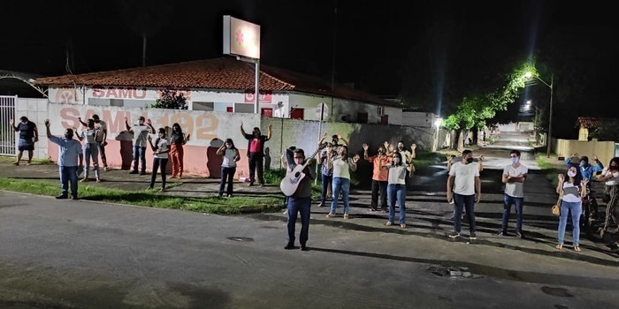 Religiosos fazem ato de apoio aos servidores da saúde