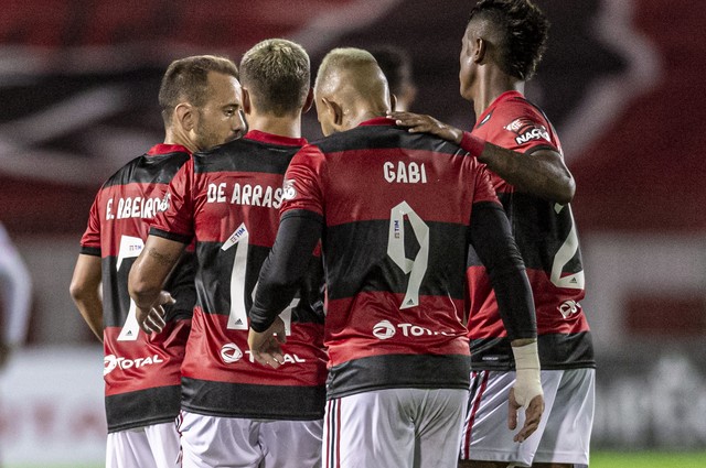 Bruno Henrique, Arrascaeta e Gabigol construíram a vitória por 3 a 0 sobre o Bangu, pelo Carioca- Foto: Marcelo Cortes/Flamengo