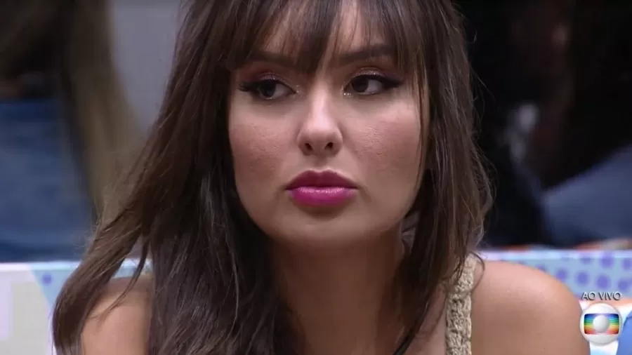 Thaís é a 10ª eliminada do BBB 21