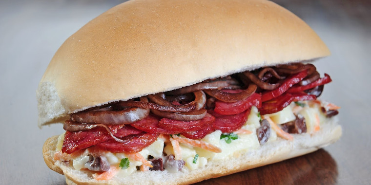 Sanduíche de calabresa é destaque em nossa receita da hora
