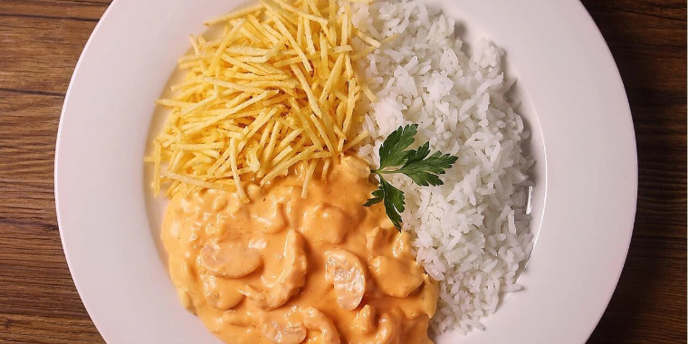 Saiba como fazer um super strogonoff de frango