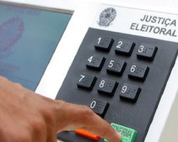 Justiça Eleitoral vai comprar 176 mil urnas eletrônicas