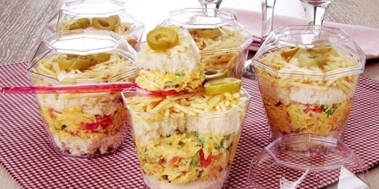 Aprenda a preparar um bolo salgado no pote com pouco ingrediente