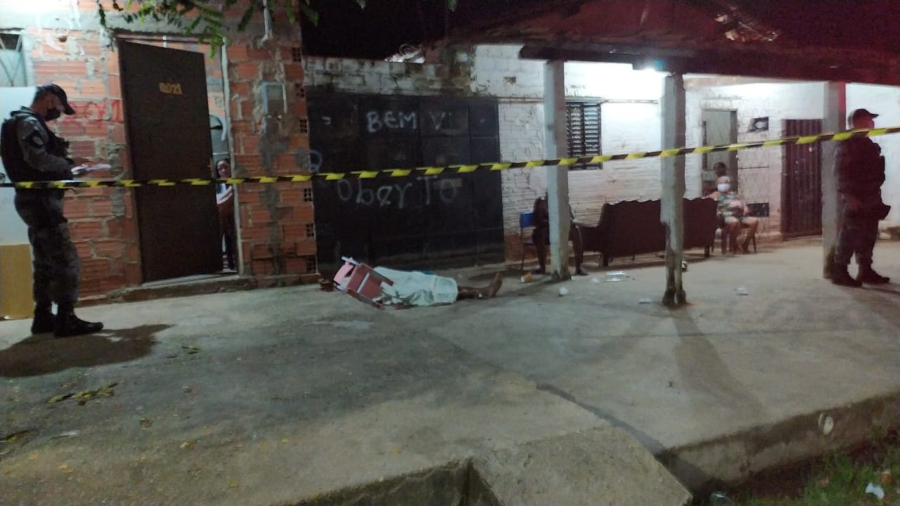 Francisco das Chagas  morto no bairro Mafrense - Foto: Ivan Lima