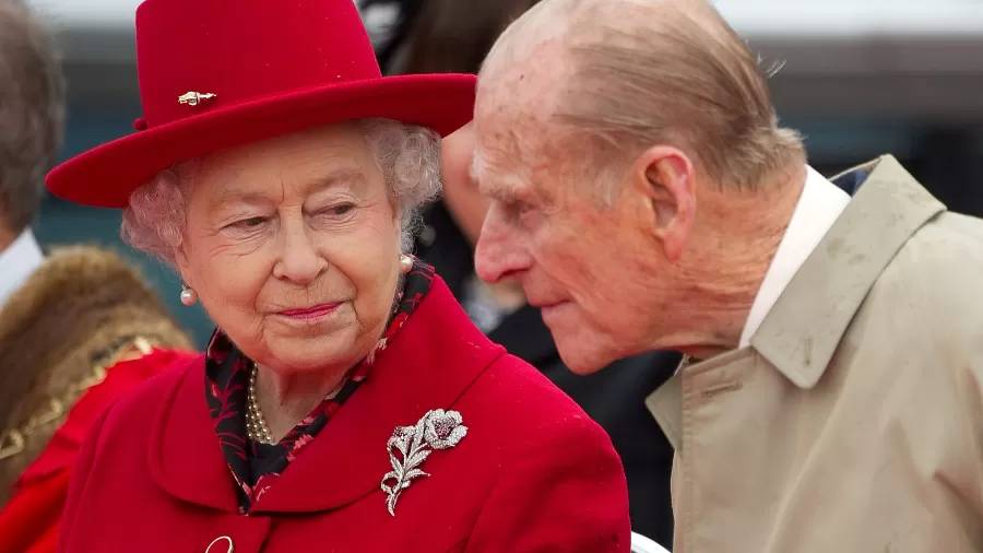 Morre príncipe Philip, marido da rainha Elizabeth aos 99 ...