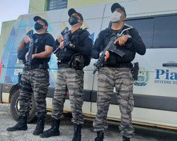 Policiais penais são afastados após surto de Covid-19 em presídio no Piauí