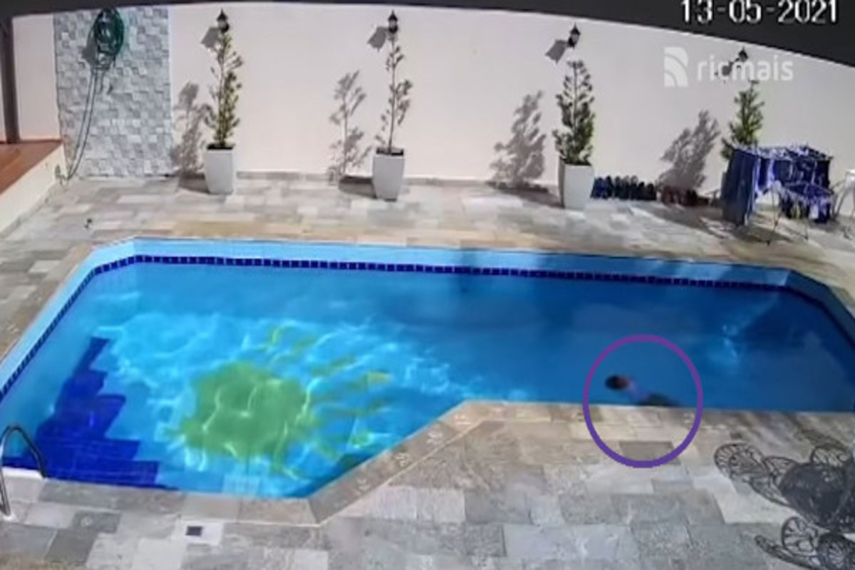 Vídeo: Bebê cai em piscina e fica boiando até a chegada dos pais - meionorte.com