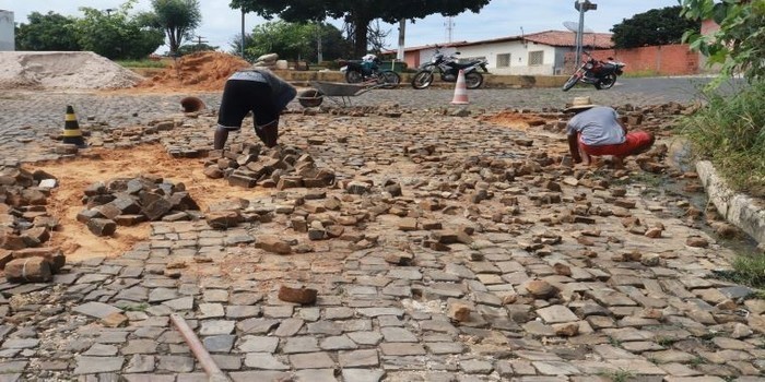 PML está realizando reforma da Ladeira da Praça do Terreirão