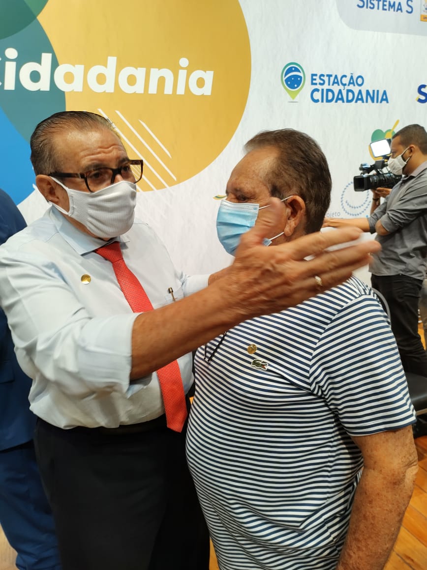 Dr. Wagner leva projetos para Sen. Ciro e recebe veículo para agricultura  - Imagem 3