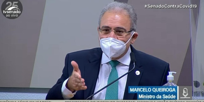 Ministro Queiroga resiste responder sobre Cloroquina contra Covid