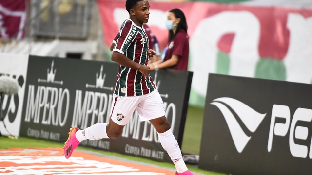Kayky comemora gol em Fluminense x Portuguesa (Foto: André Durão) 