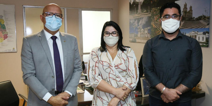 Prefeitura busca parcerias para implantação de núcleo de proteção à mulher