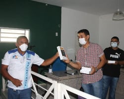 Palmeirais promove treinamento e entrega tablets para os agentes de saúde