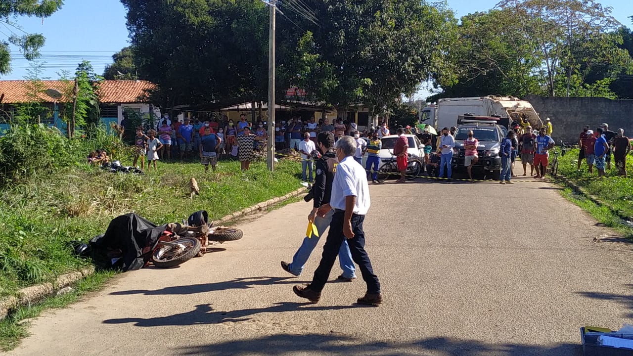 Idoso foi atingido com um disparo na cabeça e veio a óbito no local - Foto: Matheus Oliveira