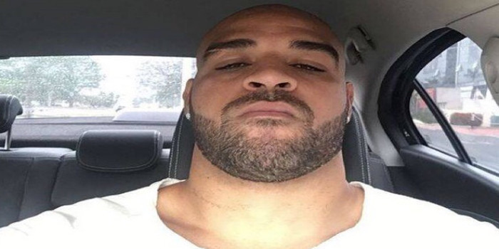 Em carta aberta, Adriano repassa carreira e dificuldades em sua trajetória