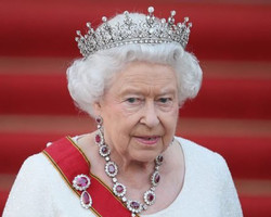 Há 68 anos de coroada, Elisabeth II prepara festa dos 70 anos de reinado