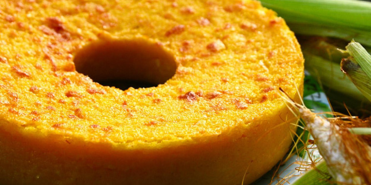Aprenda a preparar um delicioso bolo pamonha super cremoso