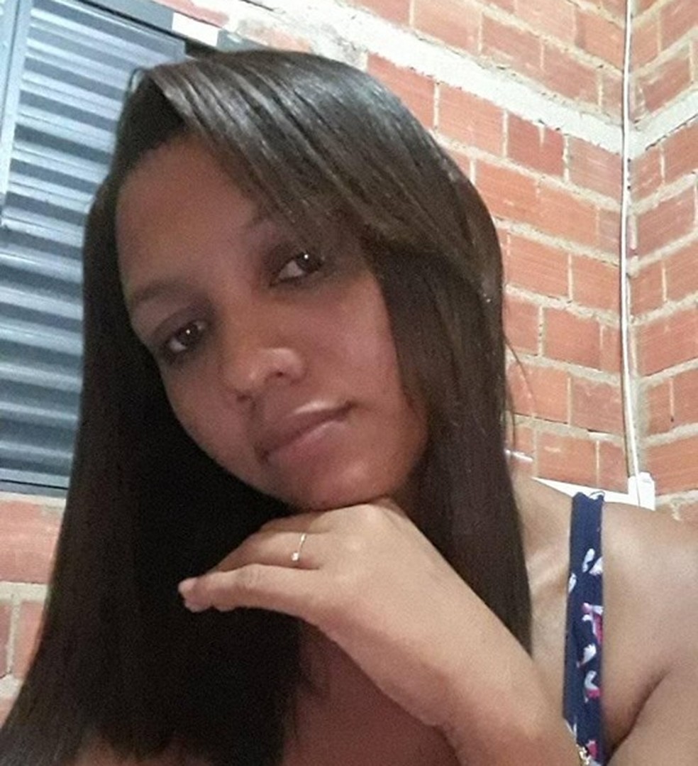 Laisse Carvalho foi morta na frente do filho de dois anos em Nazária 