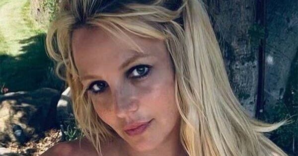 Britney Spears Posa Topless Em Meio Batalha Pela Tutela Meionorte Com