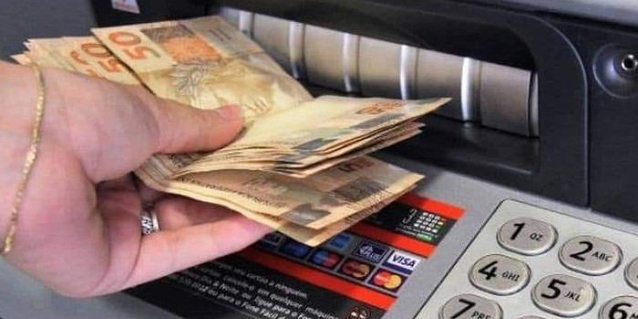 PMU antecipa salários e garante todos os benefícios do servidor municipal
