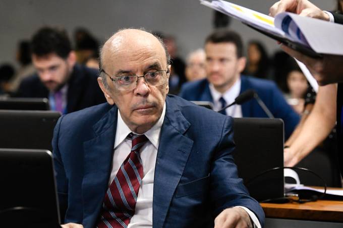  O tucano, que está com 79 anos, também vai tratar do seu distúrbio do sono - Foto: Jane de Araújo/Agência Senado 